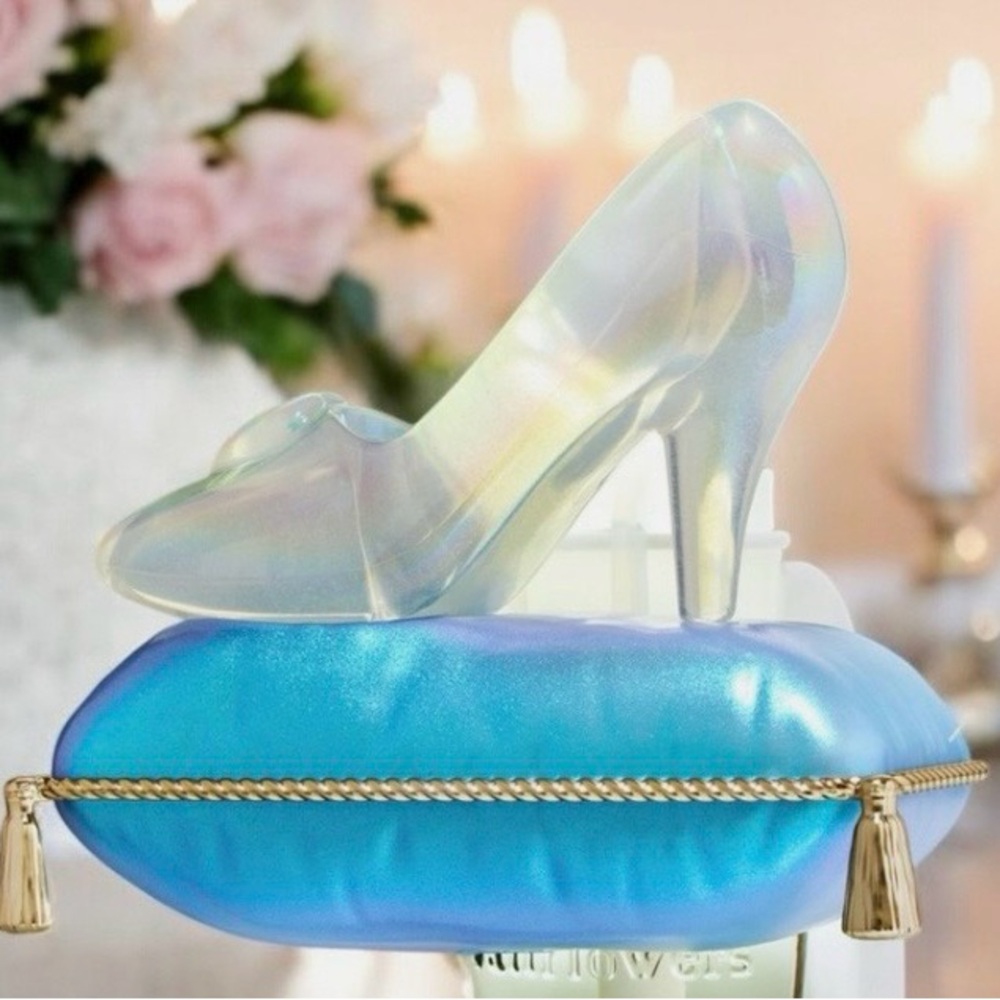 ππ©΅ BATH & BODY WORKS DISNEY PRINCESS CINDERELLA SLIPPER WALLFLOWER PLUG-IN. NEW - Picture 6 of 7